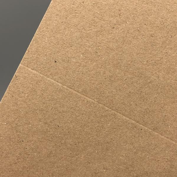 A6 Papier Grußkarten kraft Falzlinie Detail braun